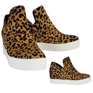 Steve madden wrangle wedge ankle boots leopard print cow hair animal print brown